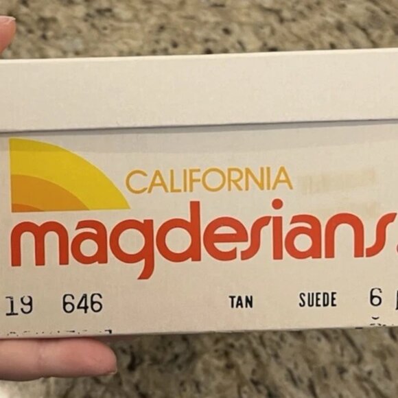 Vintage California Magdesians Tan Suede Peep Toe Heels Bow Size 6M Brown Shoe - Picture 8 of 11